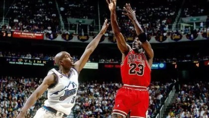 NBA无法打破的5大记录：麦迪35秒13分无缘，单场100分仅第三|特雷西·麦克格雷迪|张伯伦|乔丹|艾弗森|威尔特-张伯伦_新浪体育_新浪新闻